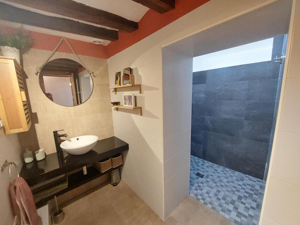 Ca La Abuela Apartment *